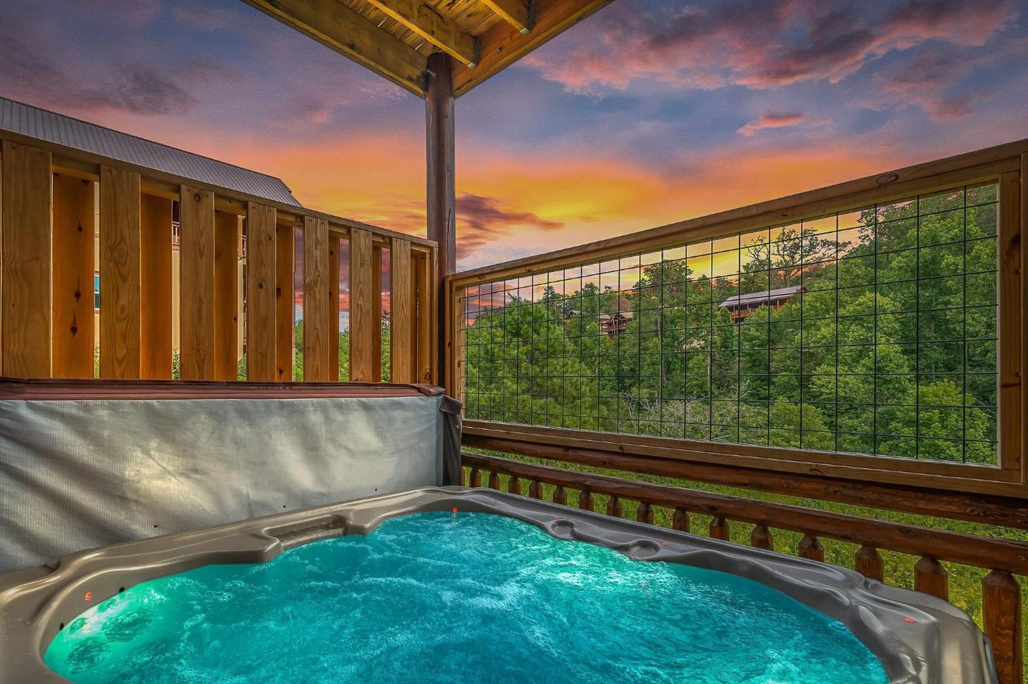 Smokey'S Paradise By Avantstay Sleeps 22 Pool Sevierville Exterior photo